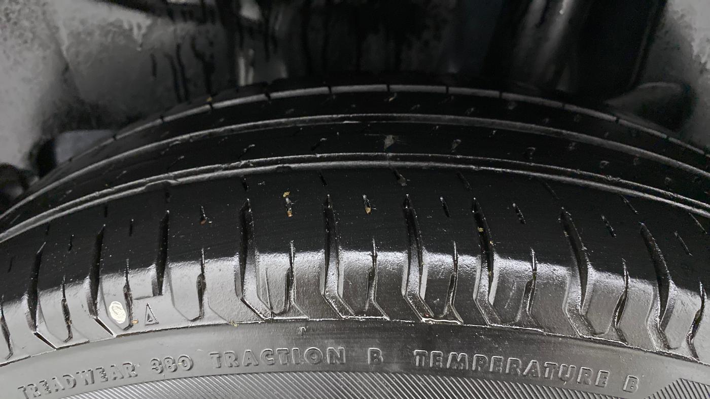 2021 Maruti Swift VXI, Petrol, Manual, 31,751 km, Left Rear Tyre Tread