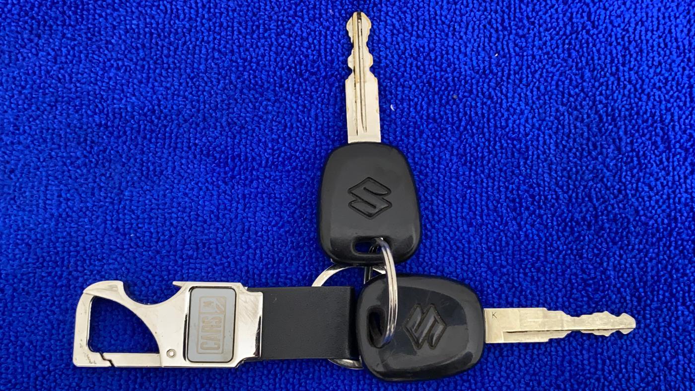 2015 Maruti Alto K10 VXI AMT, Petrol, Automatic, 30,974 km, Key Close Up
