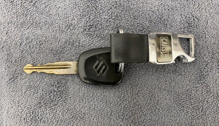 2011 Maruti Swift LXI, Petrol, Manual, 28,716 km, Key Close Up