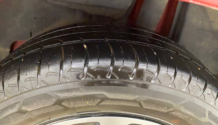 2024 Maruti Swift ZXI PLUS, CNG, Manual, 78,867 km, Left Rear Tyre Tread