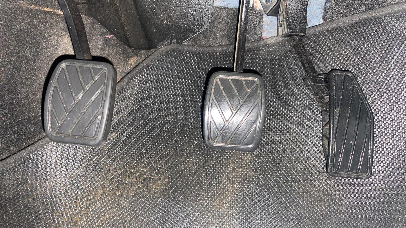 2021 Maruti Swift VXI, Petrol, Manual, 37,222 km, Pedals