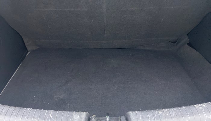 2014 Hyundai Grand i10 SPORTZ 1.2 KAPPA VTVT, Petrol, Manual, 36,500 km, Boot Inside