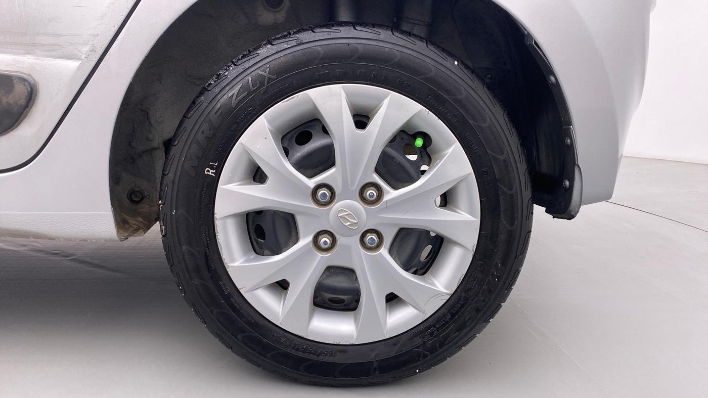 2014 Hyundai Grand i10 SPORTZ 1.2 KAPPA VTVT, Petrol, Manual, 36,500 km, Left Rear Wheel