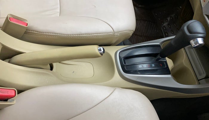 2011 Honda City 1.5L I-VTEC V AT, Petrol, Automatic, 1,20,570 km, Gear Lever