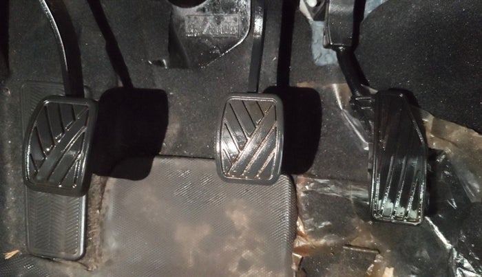 2023 Maruti Baleno DELTA PETROL 1.2, Petrol, Manual, 23,222 km, Pedals