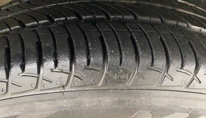 2021 Maruti New Wagon-R ZXI 1.2, Petrol, Manual, 11,042 km, Right Front Tyre Tread