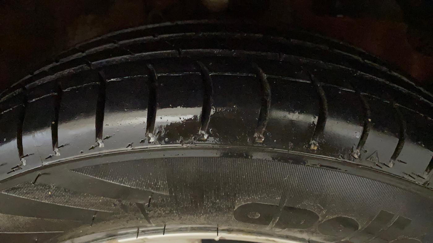 2014 Honda Brio VX AT, Petrol, Automatic, 44,416 km, Right Front Tyre Tread