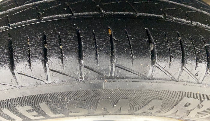 2013 Maruti Alto 800 LXI, Petrol, Manual, 79,783 km, Right Rear Tyre Tread