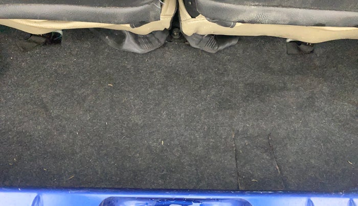 2019 Renault TRIBER RXZ, Petrol, Manual, 69,887 km, Boot Inside