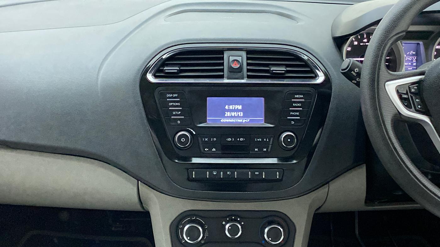 2017 Tata Tiago XZ 1.2 REVOTRON, Petrol, Manual, 34,071 km, Air Conditioner