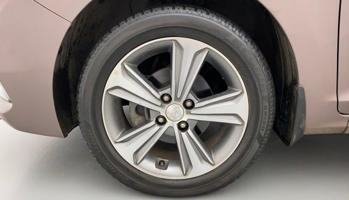 2019 Hyundai Verna 1.6 VTVT SX + AT, Petrol, Automatic, 18,314 km, Left Front Wheel