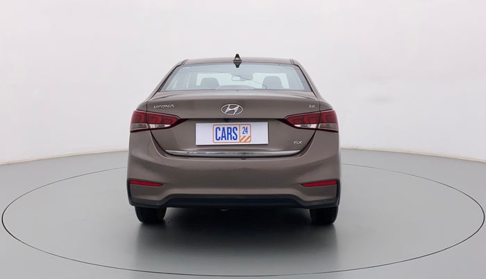2019 Hyundai Verna 1.6 VTVT SX + AT, Petrol, Automatic, 18,314 km, Back/Rear