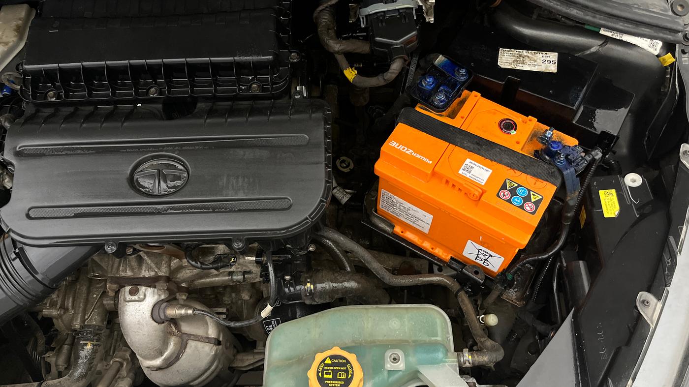2021 Tata Tiago XZ PETROL, Petrol, Manual, 45,480 km, Engine View - Left