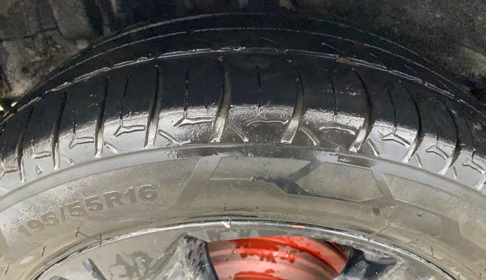 2020 Hyundai Verna SX 1.5 VTVT, Petrol, Manual, 78,881 km, Right Rear Tyre Tread