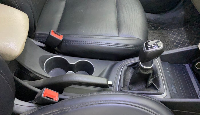 2020 Hyundai Verna SX 1.5 VTVT, Petrol, Manual, 78,881 km, Gear Lever