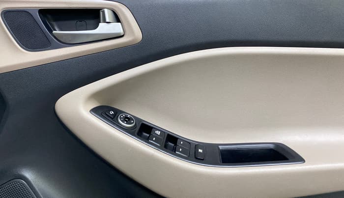 2019 Hyundai Elite i20 SPORTZ PLUS  1.2 CVT, Petrol, Automatic, 36,103 km, Driver Side Door Panels Control