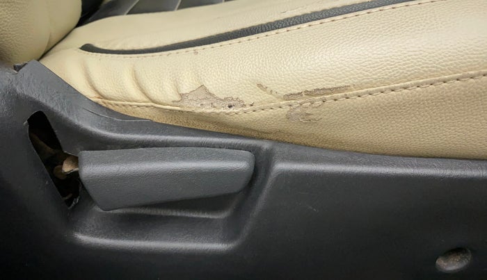 2017 Maruti Alto K10 LXI, Petrol, Manual, 50,582 km, Driver Side Adjustment Panel
