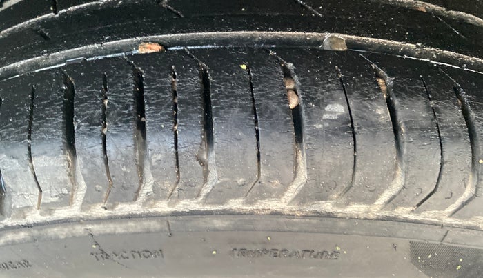 2022 Tata PUNCH ADVENTURE MT, Petrol, Manual, 29,257 km, Right Rear Tyre Tread