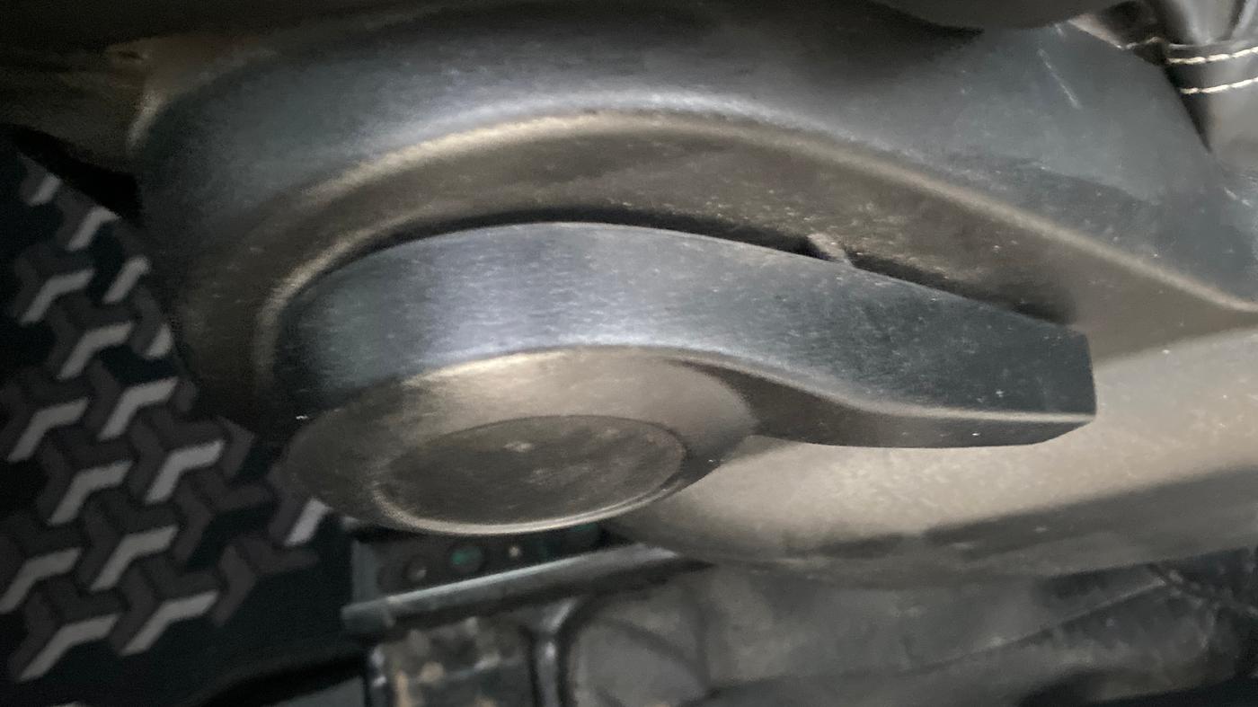 2022 Tata PUNCH ADVENTURE MT, Petrol, Manual, 29,257 km, Driver Side Adjustment Panel