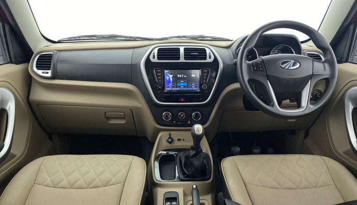 2017 Mahindra TUV300 T 10 MT Dual Tone, Diesel, Manual, 67,374 km, Dashboard