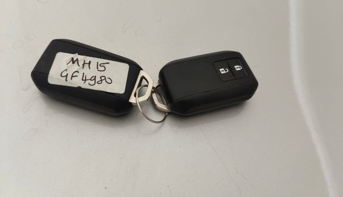 2018 Maruti Swift ZXI AMT, Petrol, Automatic, 71,192 km, Key Close Up