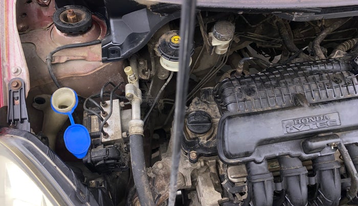 2013 Honda Brio VX MT, Petrol, Manual, 67,939 km, Engine View - Right