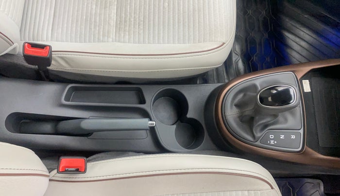 2024 Hyundai AURA SX PLUS 1.2 AMT, Petrol, Automatic, 12,164 km, Gear Lever