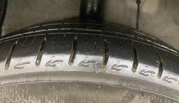 2024 Hyundai AURA SX PLUS 1.2 AMT, Petrol, Automatic, 12,164 km, Right Rear Tyre Tread