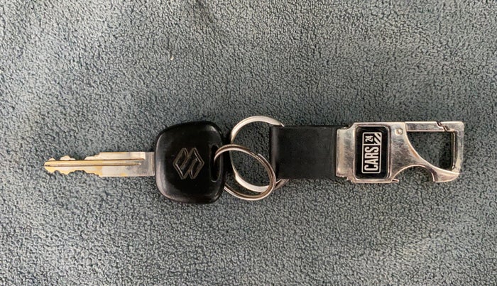 2019 Maruti Eeco 5 STR WITH A/C+HTR, Petrol, Manual, 24,968 km, Key Close Up