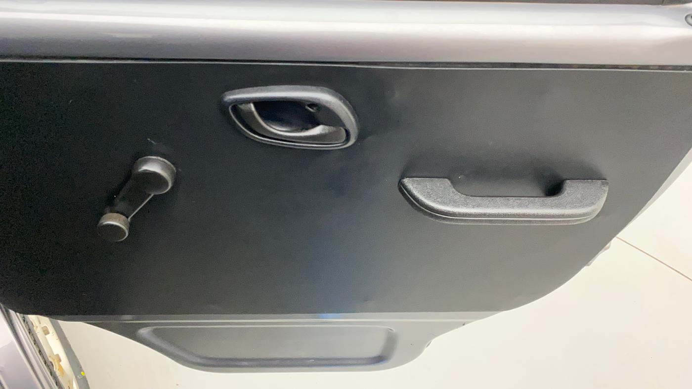2019 Maruti Eeco 5 STR WITH A/C+HTR, Petrol, Manual, 24,968 km, Driver Side Door Panels Control