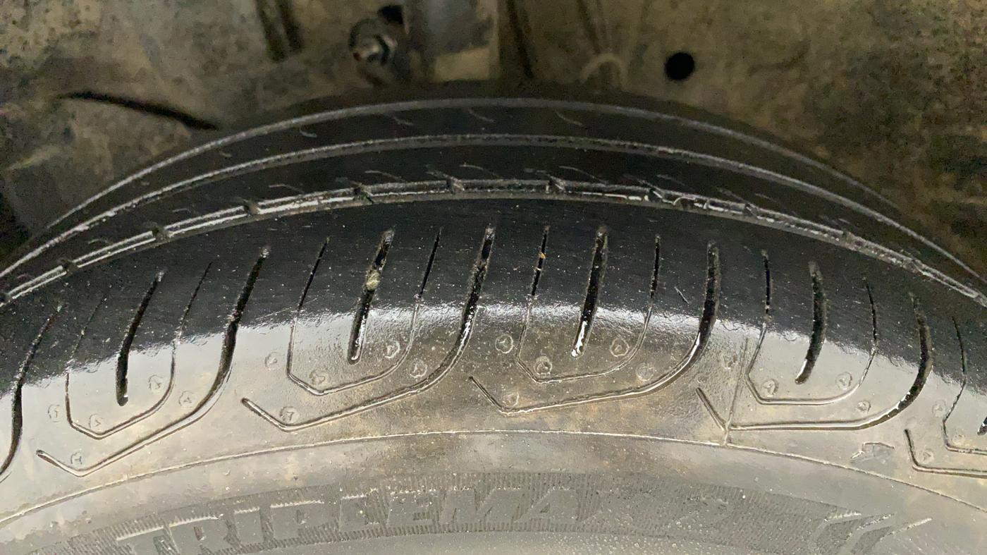 2018 Honda Amaze 1.2L I-VTEC S, Petrol, Manual, 53,243 km, Left Front Tyre Tread