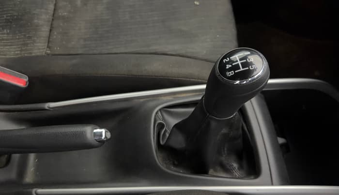 2017 Maruti Baleno ALPHA PETROL 1.2, Petrol, Manual, 61,649 km, Gear Lever
