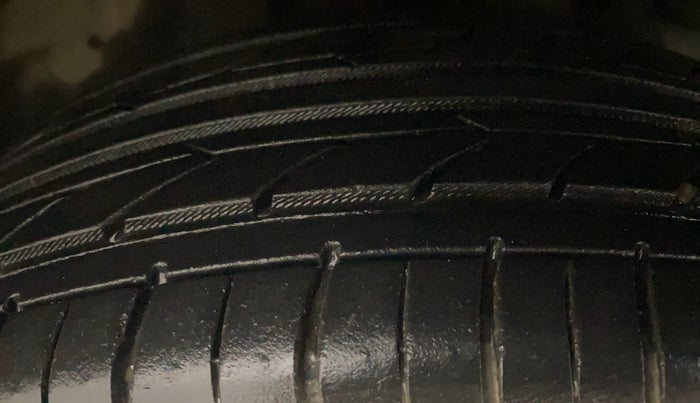 2014 Honda Amaze 1.2L I-VTEC S, Petrol, Manual, 31,379 km, Right Front Tyre Tread