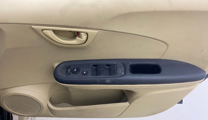 2014 Honda Amaze 1.2L I-VTEC S, Petrol, Manual, 31,379 km, Driver Side Door Panels Control