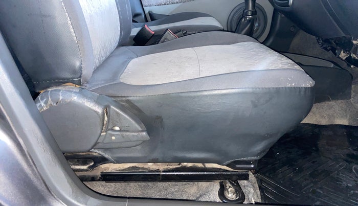 2017 Maruti Alto 800 LXI, CNG, Manual, 71,522 km, Driver Side Adjustment Panel