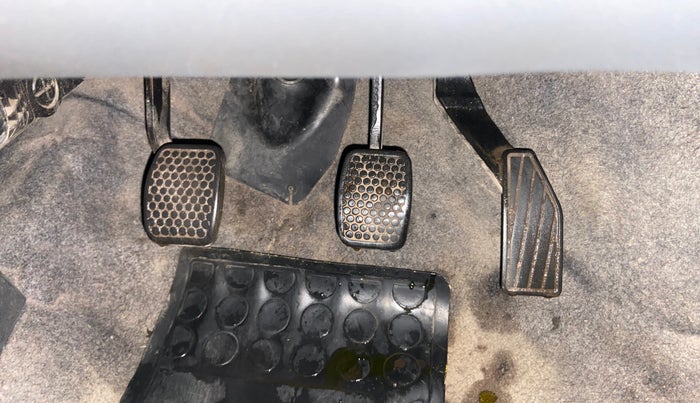 2017 Maruti Alto 800 LXI, CNG, Manual, 71,522 km, Pedals