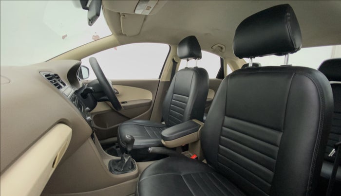 2012 Skoda Rapid AMBITION 1.6 TDI MT, Diesel, Manual, 63,846 km, Right Side Front Door Cabin