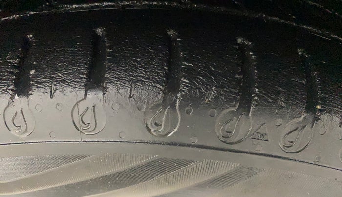 2021 Tata TIGOR XZ PETROL, Petrol, Manual, 51,686 km, Right Front Tyre Tread