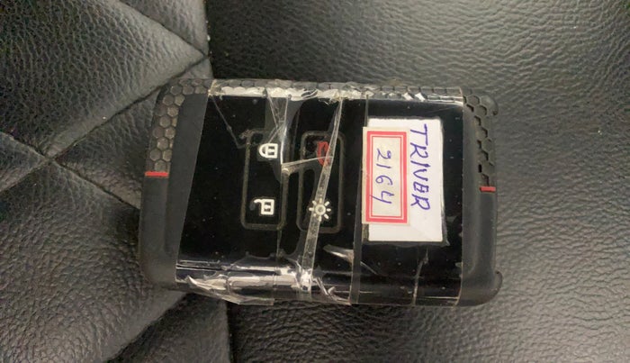 2021 Renault TRIBER RXZ AMT, Petrol, Automatic, 34,637 km, Key Close Up