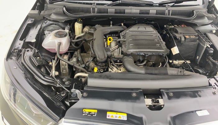 2023 Skoda SLAVIA STYLE 1.0L TSI MT, Petrol, Manual, 33,549 km, Engine View - Right