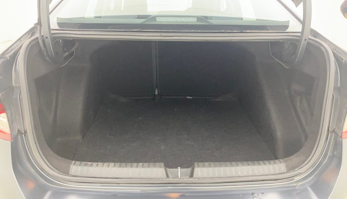 2023 Skoda SLAVIA STYLE 1.0L TSI MT, Petrol, Manual, 33,549 km, Boot Inside