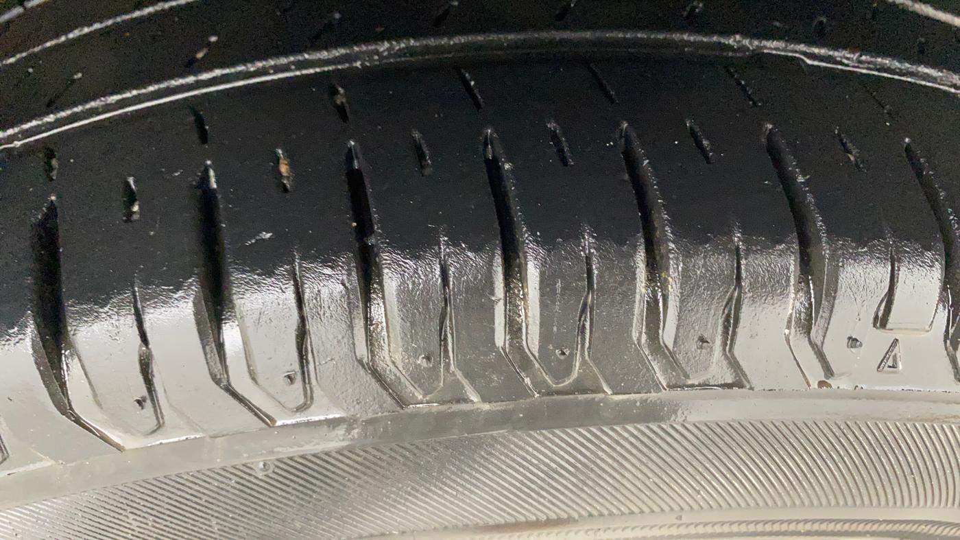 2024 Maruti Dzire ZXI Plus, Petrol, Manual, 48,081 km, Right Front Tyre Tread