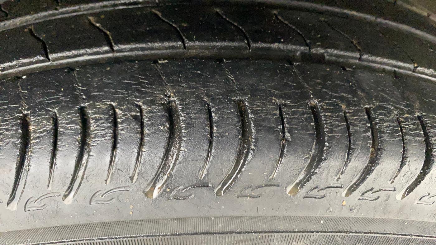 2021 Maruti S PRESSO VXI+, Petrol, Manual, 43,004 km, Right Front Tyre Tread