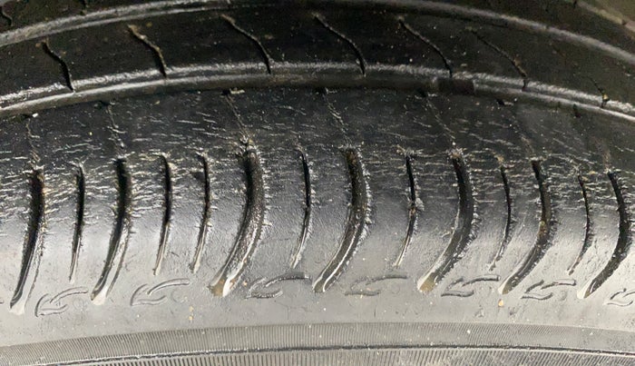 2021 Maruti S PRESSO VXI+, Petrol, Manual, 42,936 km, Right Front Tyre Tread