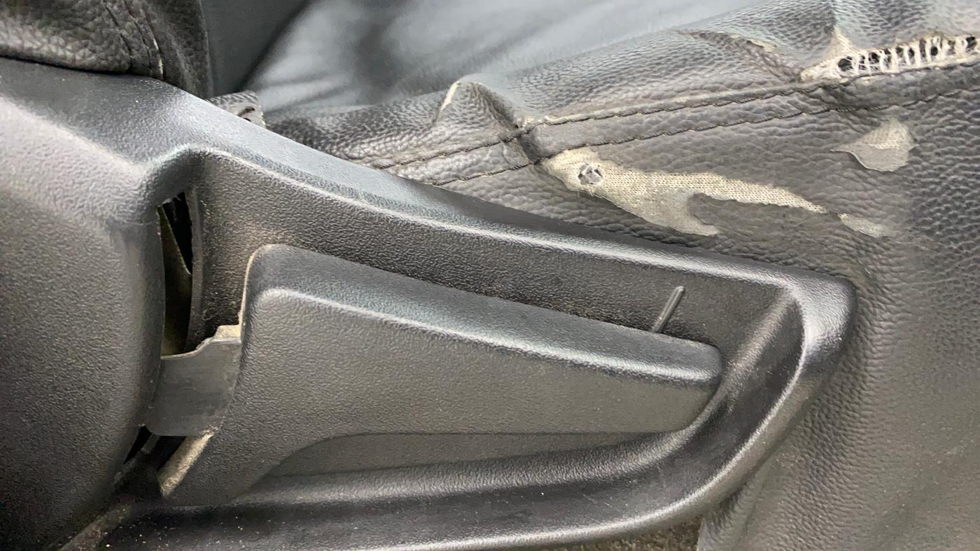 2021 Maruti S PRESSO VXI+, Petrol, Manual, 43,004 km, Driver Side Adjustment Panel