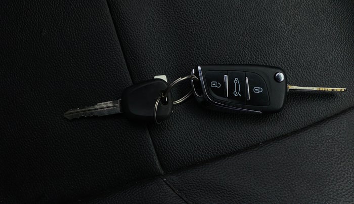 2021 Maruti S PRESSO VXI+, Petrol, Manual, 42,936 km, Key Close Up