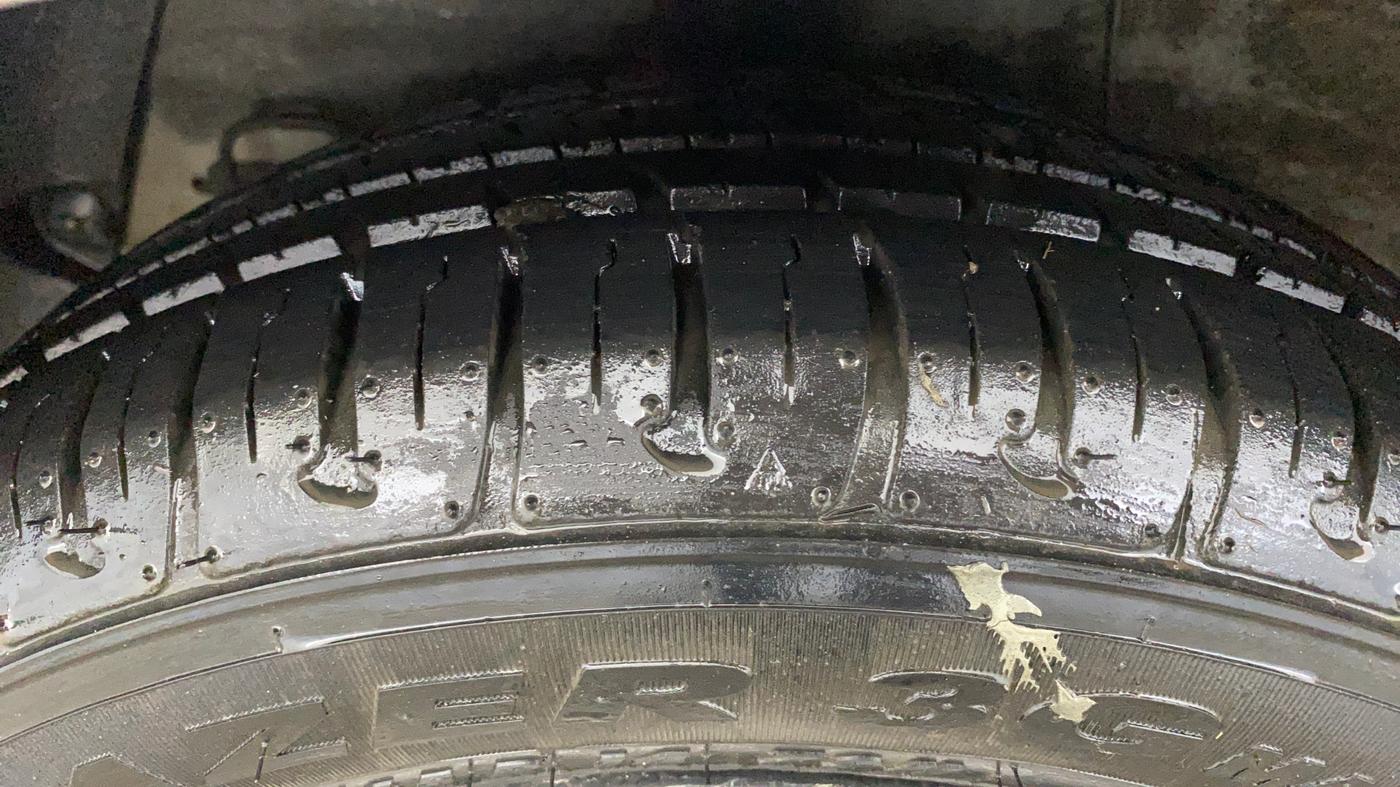 2015 Hyundai Xcent S 1.2, Petrol, Manual, 37,063 km, Right Rear Tyre Tread