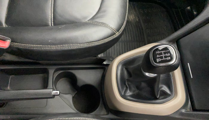 2015 Hyundai Xcent S 1.2, Petrol, Manual, 37,063 km, Gear Lever