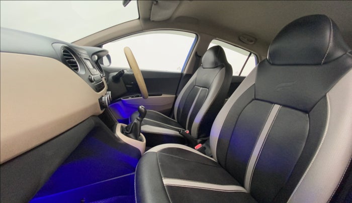 2019 Hyundai Grand i10 MAGNA 1.2 KAPPA VTVT, Petrol, Manual, 52,965 km, Right Side Front Door Cabin