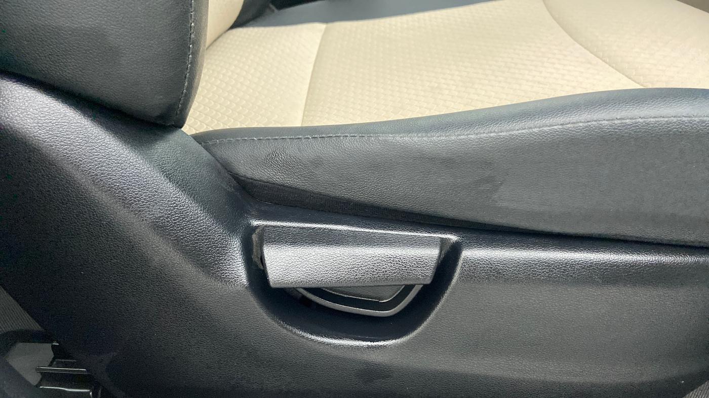 2022 Hyundai NEW SANTRO SPORTZ EXECUTIVE CNG, CNG, Manual, 2,510 km, Driver Side Adjustment Panel